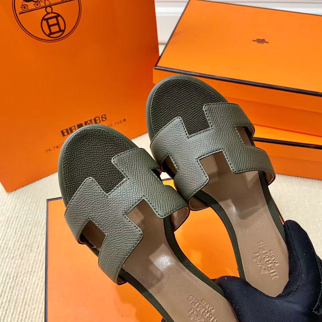 에르메스 올수공 오아시스 슬리퍼 샌들 앱송 02